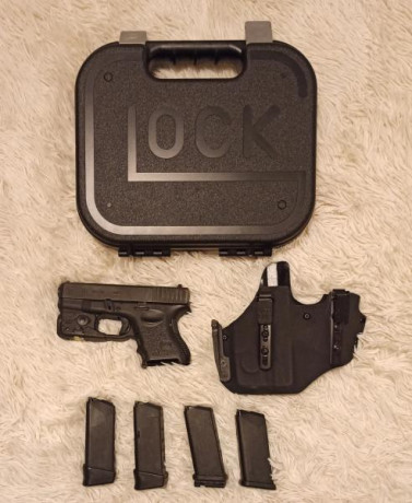 Buenas noches.

Vendo conjunto formado por:

-Glock 26 gen3 con solo 20 tiros pegados
-Modulo TLR6
-Funda 00