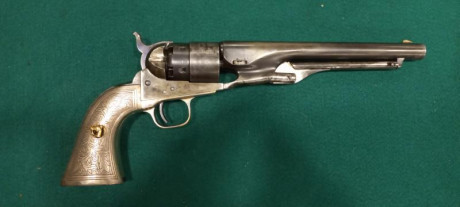 Este Colt 1860 es realmente muy atractivo.
Según el numero de serie fabricado en 1870, seria interesante 01