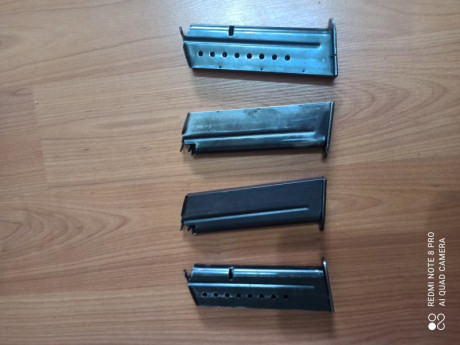 Vendo 4 cargadores llama de 9mm pb.30€ unidad 100 los 4
1 cargador Astra Falcon cromado 30€
4 cargadores 02