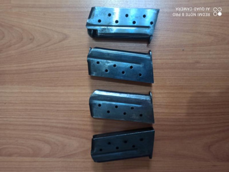Vendo 4 cargadores llama de 9mm pb.30€ unidad 100 los 4
1 cargador Astra Falcon cromado 30€
4 cargadores 01