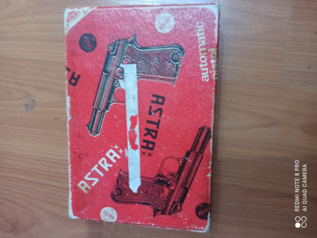 Vendo pieceríio, cachas , cargadores y caja de pistola Astra Falcon.
30€ cachas.
30€ cargador los 2, 50€.
Caja 00