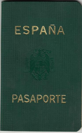  EN RECUERDO Y HOMENAJE A LOS QUE YA NO ESTÁN. 

Si pones en  GOOGLE    PASAPORTES EN LA MEMORIA   da 21