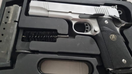 Hola por dejar la afición vendo pistola del 45acp Norinco y escopeta Superpuesta del 12.precio pir los 22