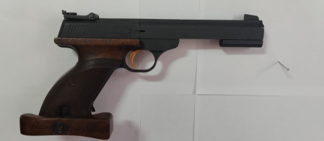 Un compañero de tiro me solicita que ponga a la venta una pistola Browning calibre 22 en buen estado.
El 01