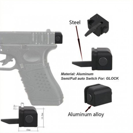 Cazador furtivo con arma automática más supresor y linterna.
Otro claro ejemplo del poco control de armas 10