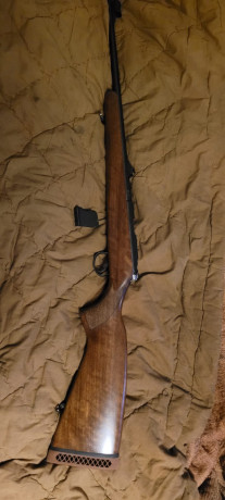Hola compañeros, por otra actividad, pongo a la venta una carabina cz 455 LUX de  22 LR, con culata de 02