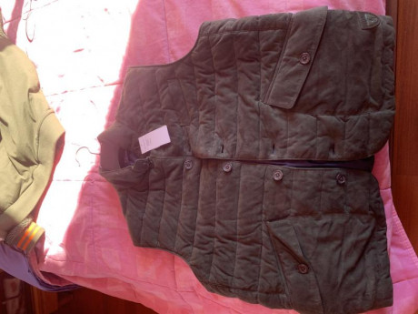 Vendo regalos navidad por quedarme pequeños
Traídos de Alemania 
Rlx 450
Purple Lavel 650 00