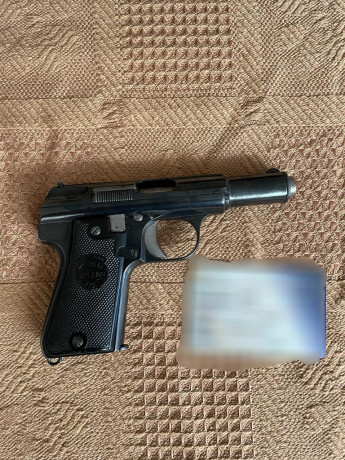 Hola. Un amigo vende esta pistola en " F". La Pistola Astra 250€ portes incluidos, pavón original, 10