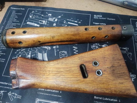 Culata y guardamanos CETME C 
originales
buen estado
se encuentran en Granada
Se envían
75€ las dos, 00