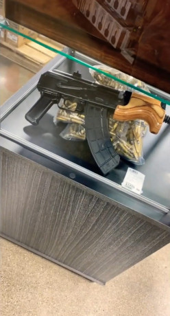 Me han llamado para que presente el certificado de IPSC . Me han dicho que el que no lo tenga tiene que 100