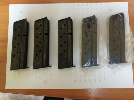 Vendo cinco cargadores 1911 A 9 parabellum nuevos.
40 € cada uno, al mismo precio los 3 juntos.
Contacto 00