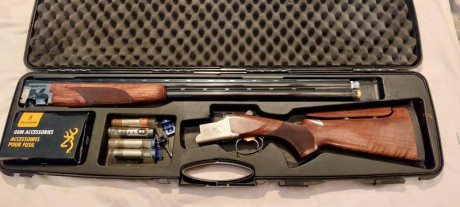 Vendo escopeta Browning 525 Sporting, 76 ctms.de cañon, banda ancha de tiro, 5 chokes interiores Invector 02