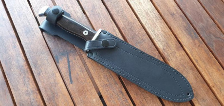 Cuchillo de combate modelo 58 utilizado por los Zapadores Paracaidistas del Ejército del Aire.

Cuchillo 20