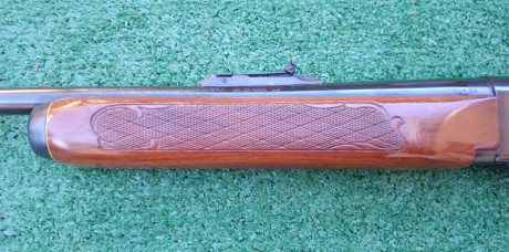 Hola a todos,
Pongo a la venta un rifle semiautomático Remington model 742 Woodmaster en calibre 30-06.
El 42