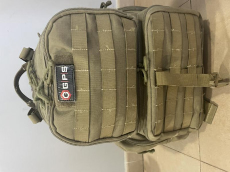 Vendo mochila de tiro marca G.P.S de fabricación americana su precio nueva en espana es de 290 con portes 02