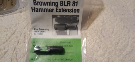Accesorios para Browning BLR81 en calibre 30-06:
1.- Cargador extra, sin estrenar, fabricación Japón. 10