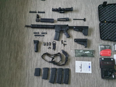 VENDIDO.

Vendo AR15 Luvo Arms  calibre 222rem. Comprado en Mayo 2022 en Armeria Fiol. Cañón 14,5 pulgadas. 01