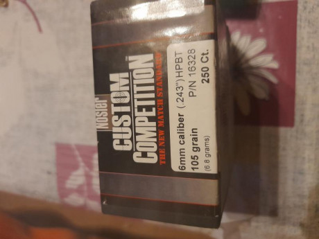 Hola vendo dos cajas de puntas cal 243.
Nolser competición 105 gre 250 unidades 70e
Sierra 107gre martch 02