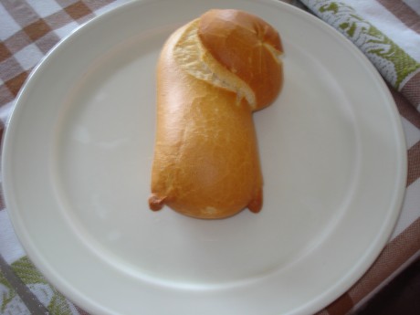 Queridos amigos: ante las expectación :8 causada por el desayuno que me he pegado esta mañana, el cual 10