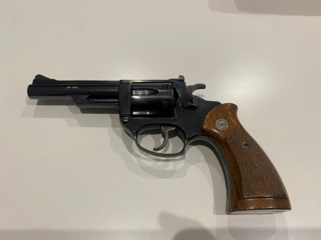  Se vende revolver Astra modelo NC-6 del calibre .38. 
Muy nuevo, prácticamente no se ha usado. 
Para 02