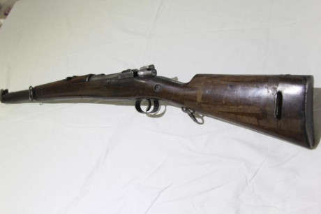 Vendo tercerola Mauser 7 mm. Madera por restaurar, lijar y darle el acabado que se quiera, aceite de linaza 20