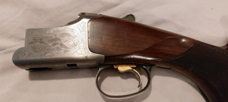 Vendo escopeta Browning 525 Sporting, 76 ctms.de cañon, banda ancha de tiro, 5 chokes interiores Invector 42