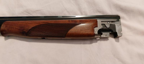 Vendo escopeta Browning 525 Sporting, 76 ctms.de cañon, banda ancha de tiro, 5 chokes interiores Invector 52