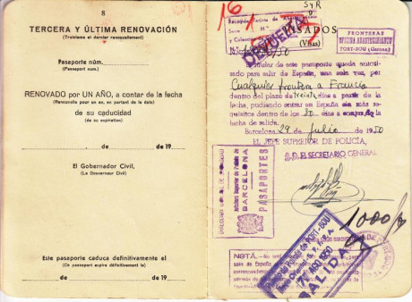  EN RECUERDO Y HOMENAJE A LOS QUE YA NO ESTÁN. 

Si pones en  GOOGLE    PASAPORTES EN LA MEMORIA   da 02