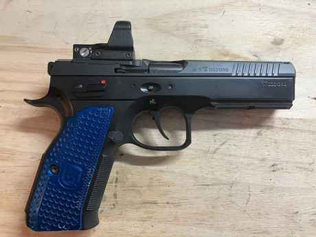   Vendo Pistola Shadow 2 OR  
Estado impecable, tiene menos de 1000 disparos
Es mi segunda arma y no la 00