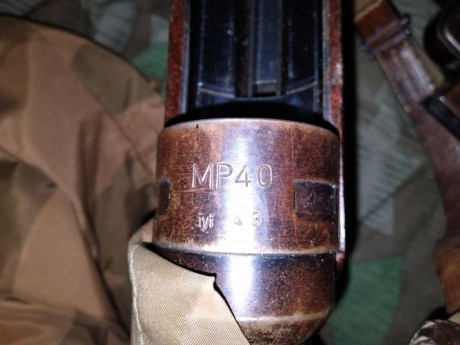 Hola, pongo a la venta un MP40 Inutilizacion Nominal Certificado de la Guardia Civil a mi nombre 
con 22