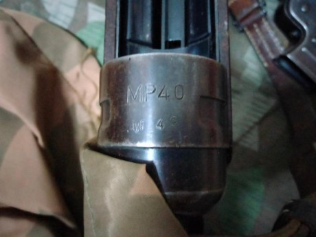 Hola, pongo a la venta un MP40 Inutilizacion Nominal Certificado de la Guardia Civil a mi nombre 
con 21