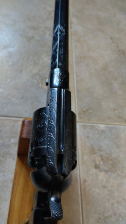 VENDIDO. GRACIAS A TODOS.

El arma está en buen estado, algo usada, pero en buen estado. 

 1.jpg 

 2.jpg 00
