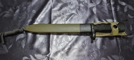 Se vende bayoneta del fusilado asalto CETME mod C (CHOPO). Está en muy buen estado.
Precio 75€ 02