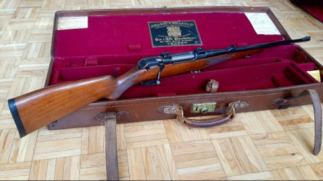 Rifle de cerrojo marca Krico, calibre 3006, en perfecto estado, se incluyen bases apel, muy ligero y fiable, 02