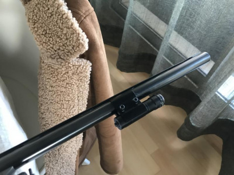 Tengo varias armas ! Me gustan las armas y cada cierto tiempo me gusta tener armas diferentes y cambiarlas 21