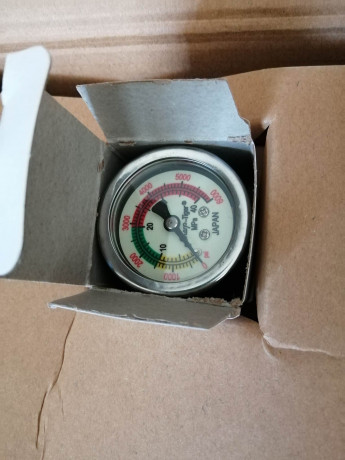 Vendo bomba  PCP, nova ainda na caixa, com todo o material, marca hatsan arms company.
Vendo por preço 01