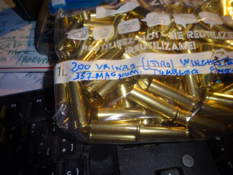 Muy buenas.
Vendo un lote (tengo más) de 200 vainas marca Winchester del calibre .357 Magnum con 1 tiro 00