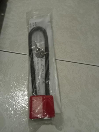 Completamente nueva, dos cargadores, caja , manual de instrucciones e incluso un cierre de seguridad tipo 00