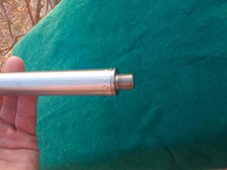 Se vende kickstop para blaser R 93 y k 95. Es el sistema de blaser para disminuir el retroceso. 
Se vende 02