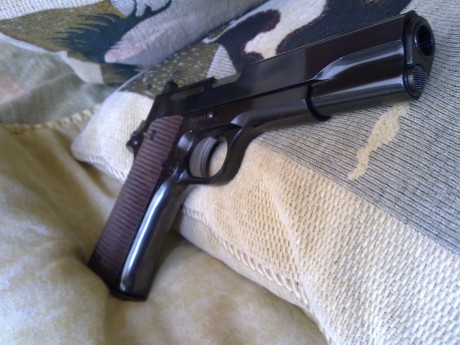 Hola,he abierto este hilo para que todos aquellos que tengais armas Españolas,podais lucirlas aqui con 80