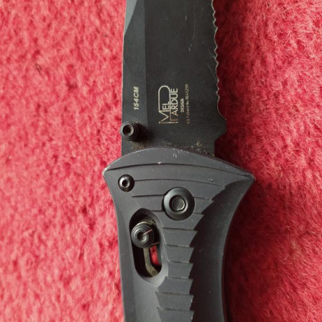 Navaja Benchmade Presidio 5000 SBK, acero 154 CM, 58-61 HRC, hoja de 87 mm, largo total (abierta) 209 10