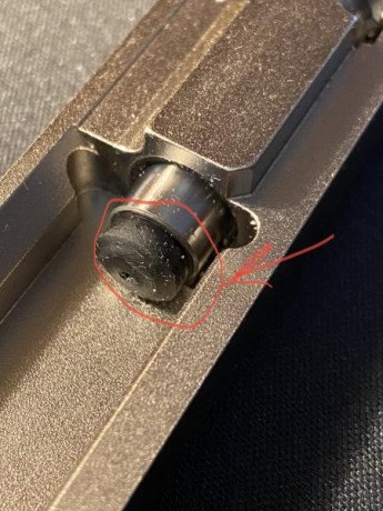 Buenos días, haber si alguien le ha pasado lo mismo que a mi con la feinwerkbau AW93. Hace mas o menos 00
