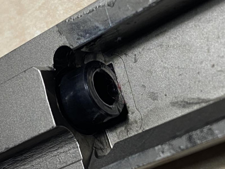 Buenos días, haber si alguien le ha pasado lo mismo que a mi con la feinwerkbau AW93. Hace mas o menos 30