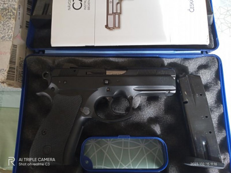 -- VENDIDA --
CZ 75 D Compact 9mm pb
Comprada Nueva en Armeria,Unico Propietario, 3 cargadores.
Apenas 01
