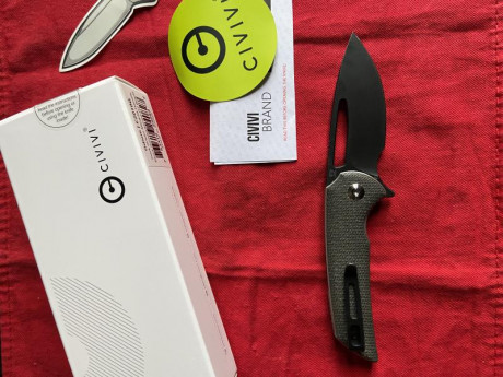 A la venta navaja Civivi Odium con cachas en micarta canvas y hoja en acero D2. De colección, sin uso. 00