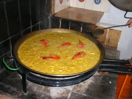 Queridos amigos: ante las expectación :8 causada por el desayuno que me he pegado esta mañana, el cual 141
