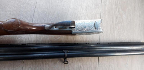 Superpuesta Lanber cal.12 1* y 3***. Longitud de cañon 70cm

precio 130€ 02