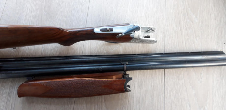 Superpuesta Lanber cal.12 1* y 3***. Longitud de cañon 70cm

precio 130€ 00