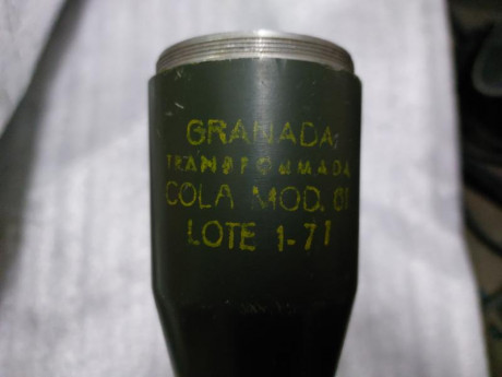 Vendo cola granada instrucción. Precio 30 euros. Teléfono 667837799 02