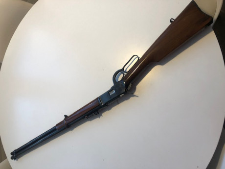 Vendo rifle TIGRE 44-40 en perfecto estado. Madera restaurada en la parte trasera alta de la culata, pero 01